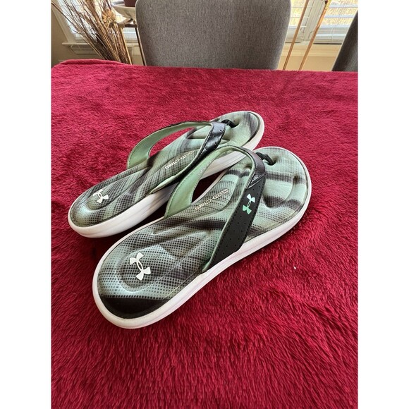 Under Armour 4D Foam  Flip Flop Sandals Women's US Size 8 Green And Black - Picture 1 of 6